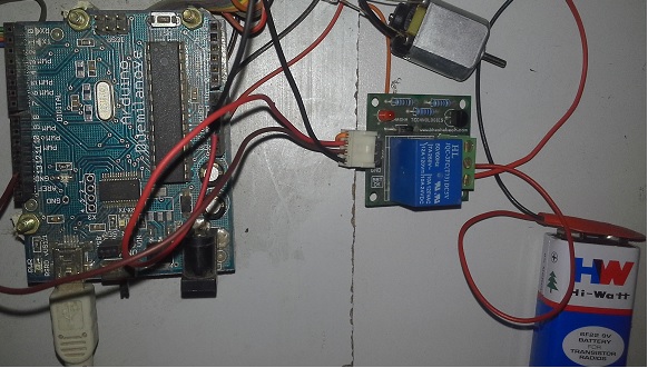 Kit Tecnopura intermedio - Arduino UNO + Protoboard + LCD + SG90 + CD  tutorial - Tecnopura